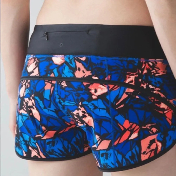 Lululemon Speed Short (H2O)
Paint Storm Harbor Blue Multi / Black - Picture 2 of 11